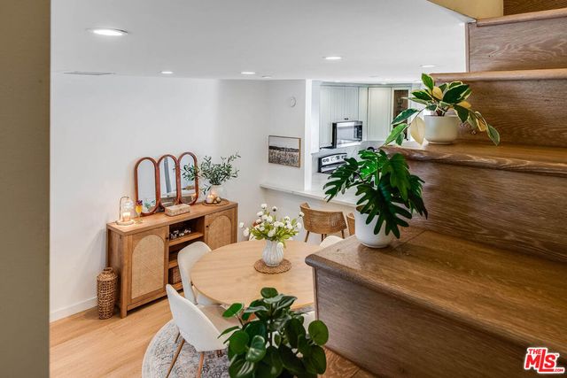 4558 Willis Avenue 121, Sherman Oaks, CA 91403