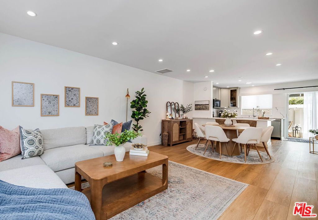 4558 Willis Avenue 121, Sherman Oaks, CA 91403