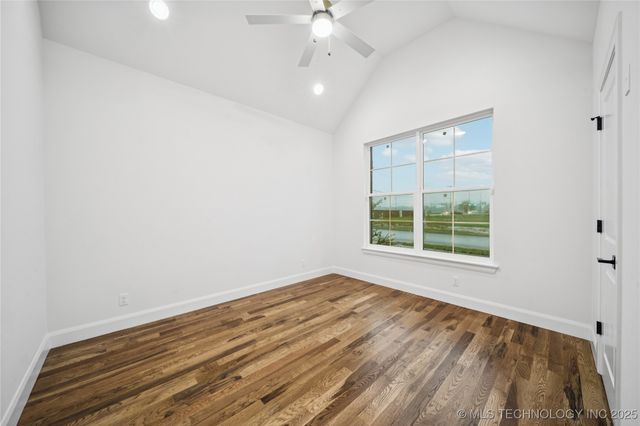 9708 E 132nd Street S, Bixby, OK 74008