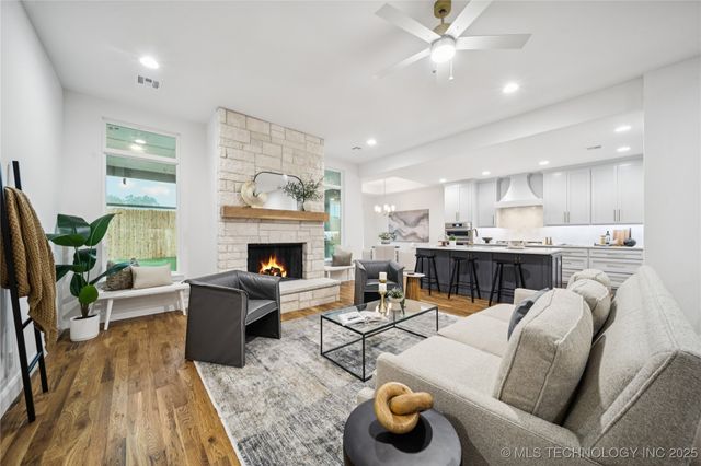 9708 E 132nd Street S, Bixby, OK 74008