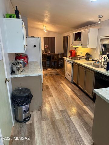 329 E Calle Mesa Verde, Safford, AZ 85546