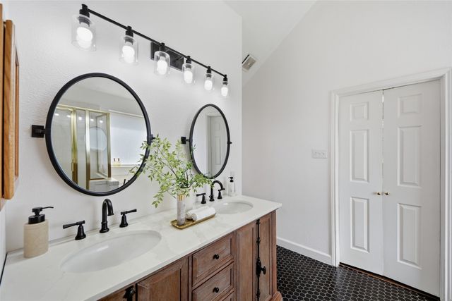 7117 Charleston Drive, Rowlett, TX 75089