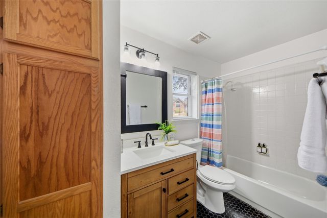 7117 Charleston Drive, Rowlett, TX 75089