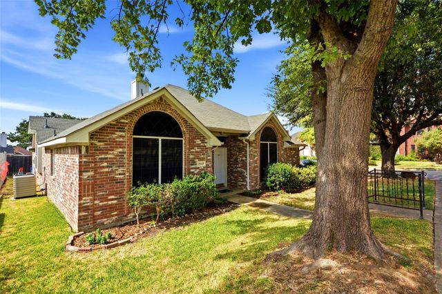 7117 Charleston Drive, Rowlett, TX 75089
