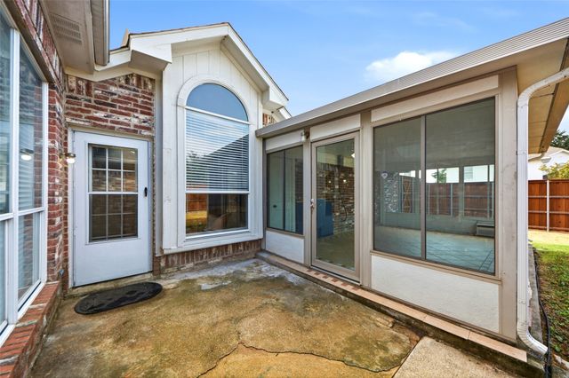 7117 Charleston Drive, Rowlett, TX 75089