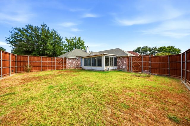 7117 Charleston Drive, Rowlett, TX 75089