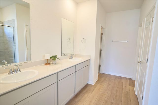 206 Pico ST, Hutto, TX 78634
