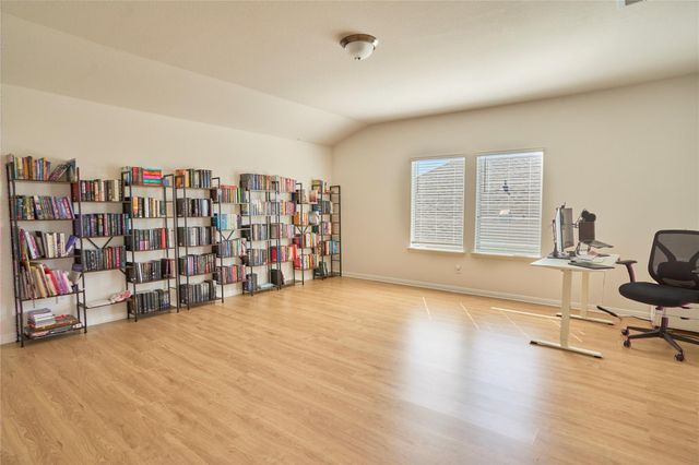 206 Pico ST, Hutto, TX 78634