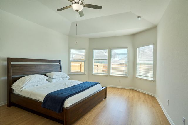 206 Pico ST, Hutto, TX 78634