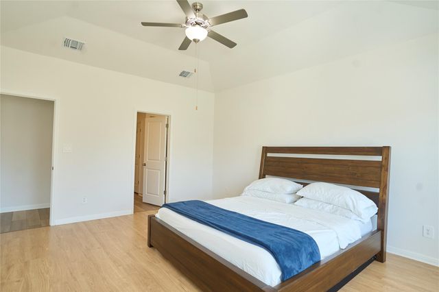 206 Pico ST, Hutto, TX 78634