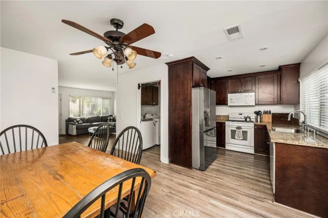 19752 Bromley Lane 9, Huntington Beach, CA 92646