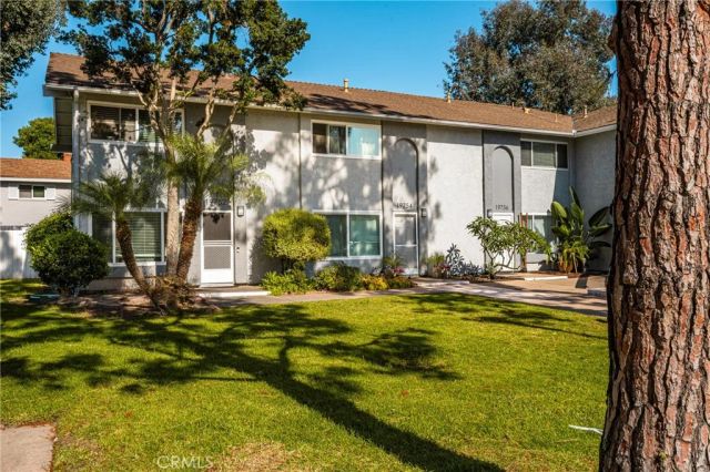 19752 Bromley Lane 9, Huntington Beach, CA 92646