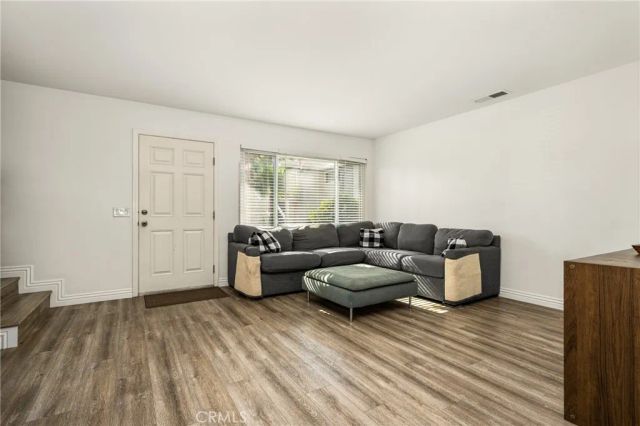 19752 Bromley Lane 9, Huntington Beach, CA 92646