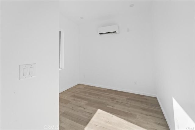 8512 Wilbur, Northridge, CA 91324
