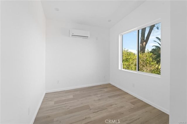 8512 Wilbur, Northridge, CA 91324