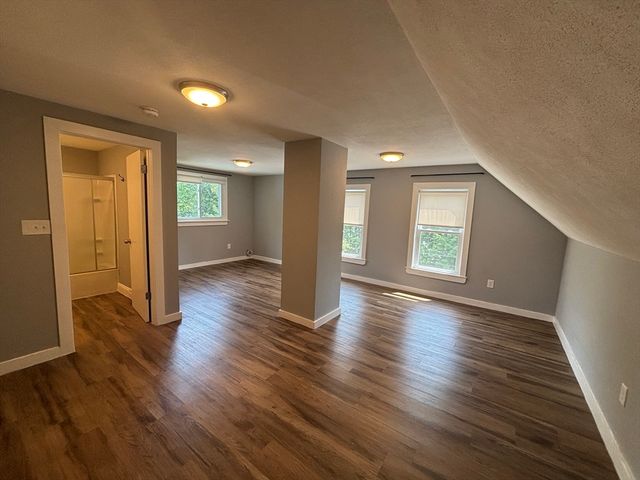 72 Vernon St 3, Wakefield, MA 01880