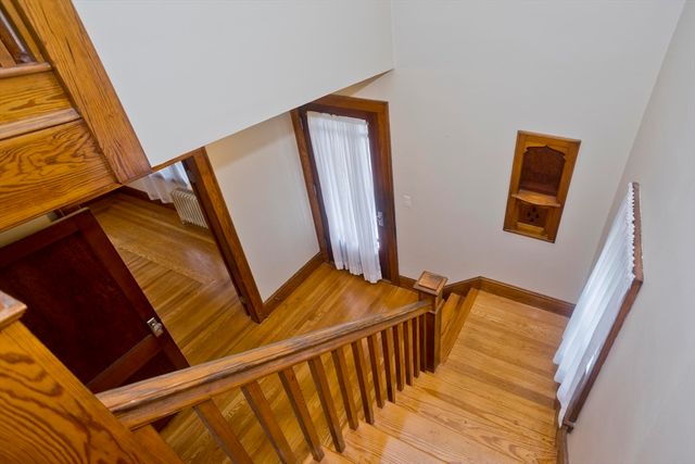 59 Ellerton St, Chicopee, MA 01020