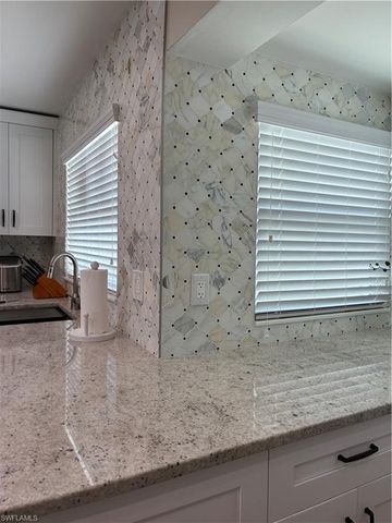 5240 Seminole CT, Cape Coral, FL 33904