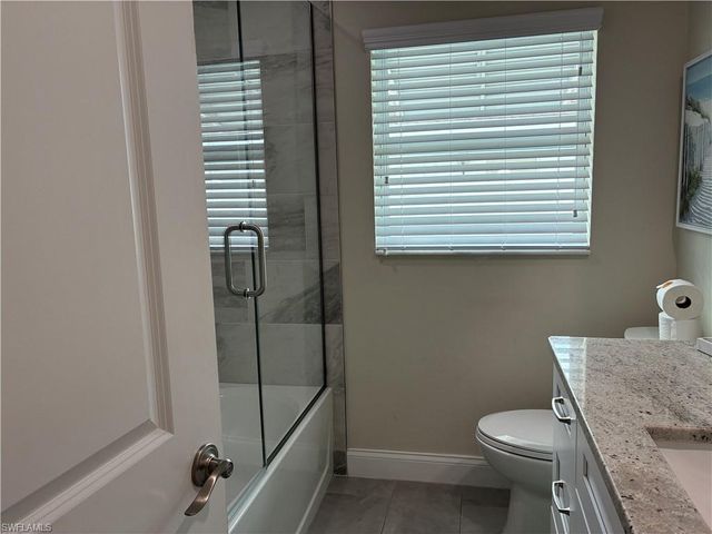 5240 Seminole CT, Cape Coral, FL 33904