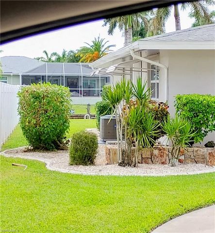 5240 Seminole CT, Cape Coral, FL 33904