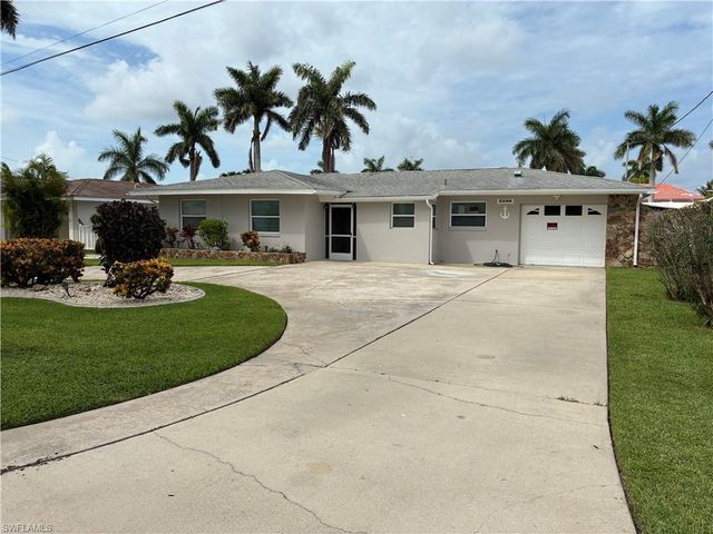 5240 Seminole CT, Cape Coral, FL 33904