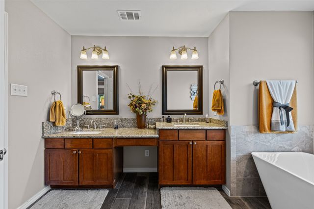 4430 Jakes Way, Midlothian, TX 76065