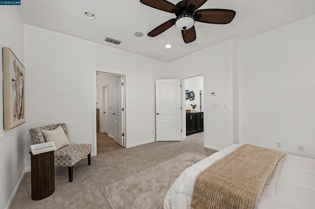 509 Falling Star Dr, Martinez, CA 94553