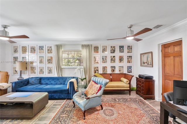 5961 SW 46th Ter, Miami, FL 33155