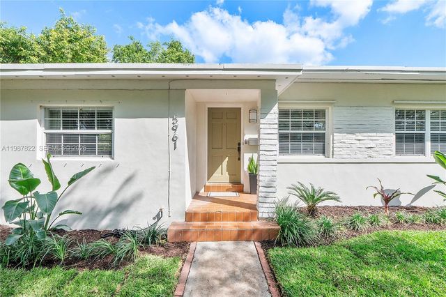 5961 SW 46th Ter, Miami, FL 33155