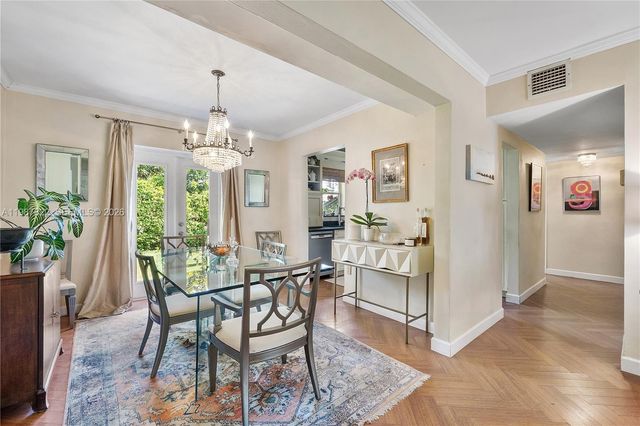 5961 SW 46th Ter, Miami, FL 33155