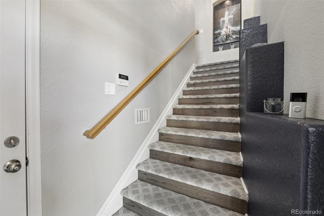 224 Whitehaven Circle, Highlands Ranch, CO 80129