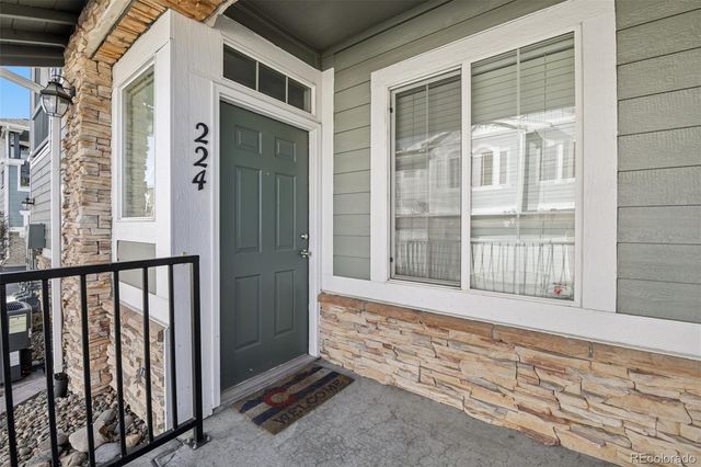 224 Whitehaven Circle, Highlands Ranch, CO 80129