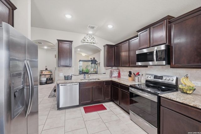 2273 Falcon, New Braunfels, TX 78130