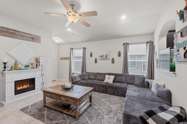 2273 Falcon, New Braunfels, TX 78130