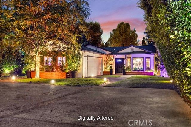 22900 Hatteras, Woodland Hills (los Angeles), CA 91367