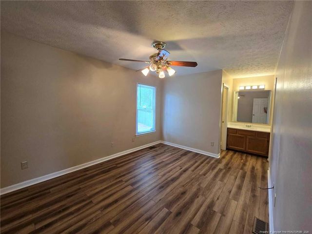 5707 La Costa Drive, Hope Mills, NC 28348