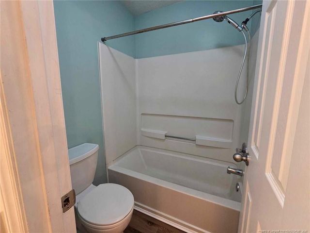 5707 La Costa Drive, Hope Mills, NC 28348