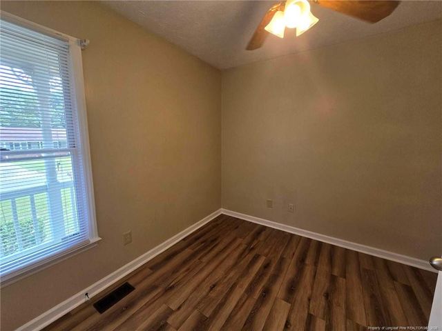 5707 La Costa Drive, Hope Mills, NC 28348