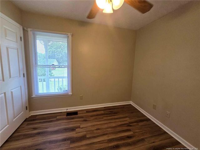 5707 La Costa Drive, Hope Mills, NC 28348