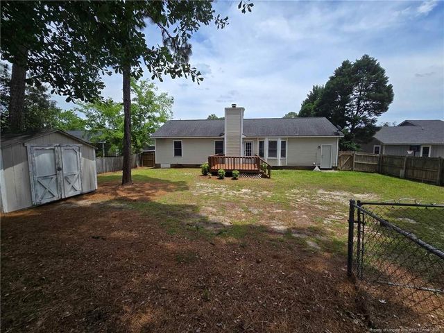 5707 La Costa Drive, Hope Mills, NC 28348