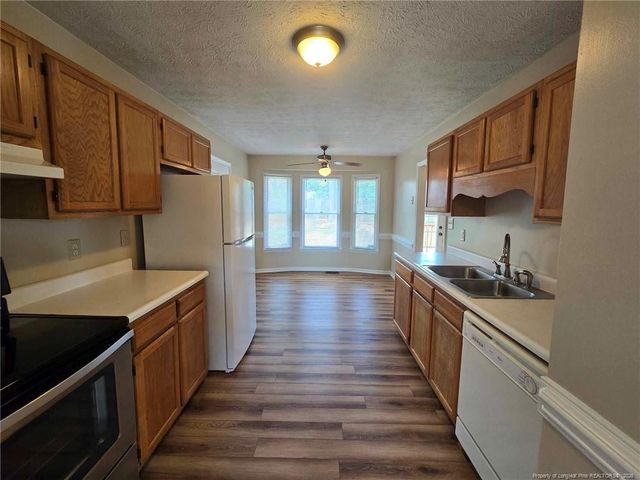 5707 La Costa Drive, Hope Mills, NC 28348