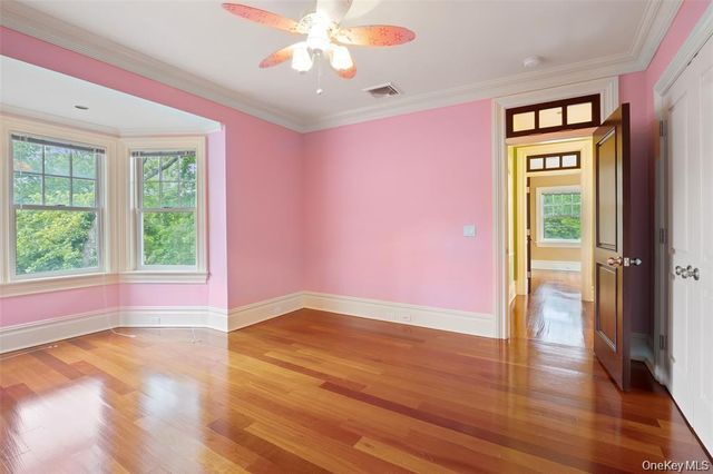 52 Brushy Neck Lane, Westhampton, NY 11977