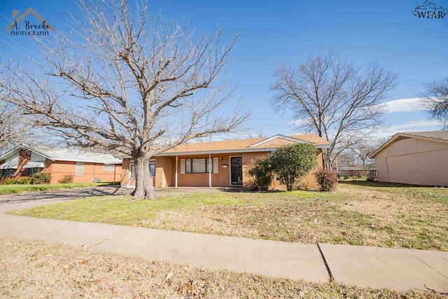 2027 GLORIA LANE, Wichita Falls, TX 76309