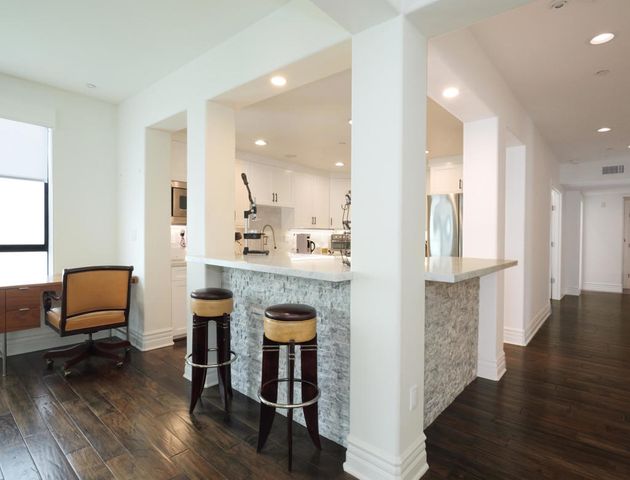 1530 Camden Avenue Ph-1, Los Angeles, CA 90025