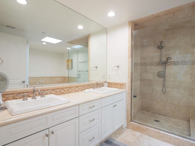 1530 Camden Avenue Ph-1, Los Angeles, CA 90025