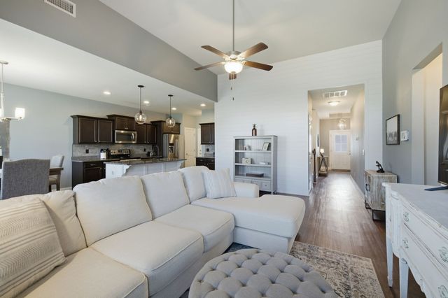 5904 Covent Ln, Smyrna, TN 37167