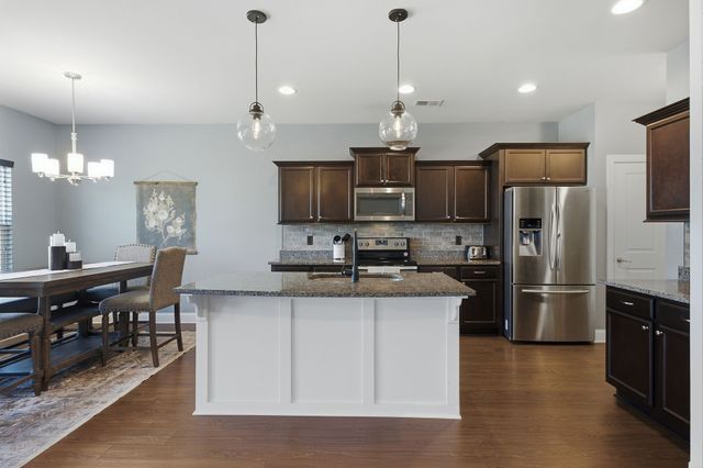 5904 Covent Ln, Smyrna, TN 37167
