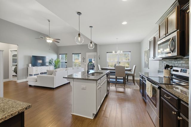 5904 Covent Ln, Smyrna, TN 37167