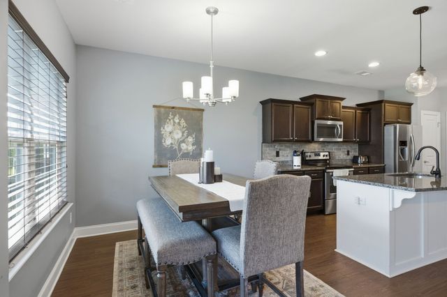 5904 Covent Ln, Smyrna, TN 37167