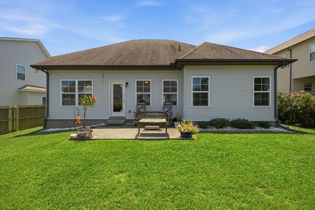 5904 Covent Ln, Smyrna, TN 37167
